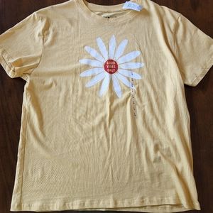 Life Is Good t shirt NWT